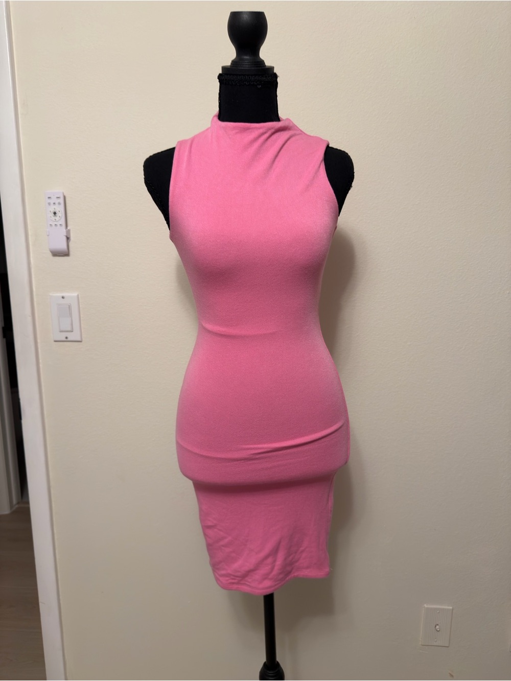 naked wardrobe Pink Sleeveless Midi Bodycon Dress
